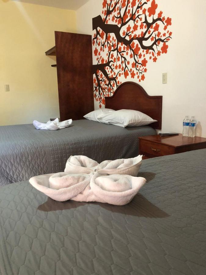Hotel Y Restaurante Villas Del Sol ハルパン エクステリア 写真